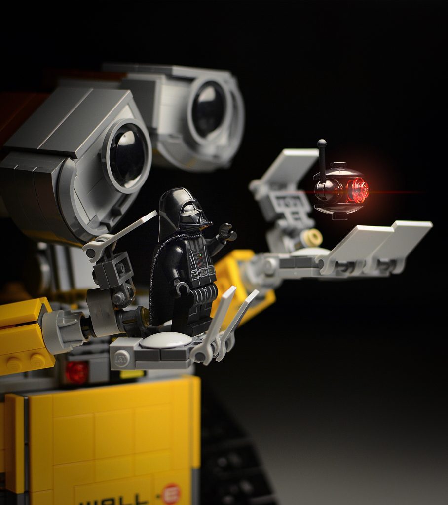 Why by Yuri: Feel the force of toy photography that unites all of us!