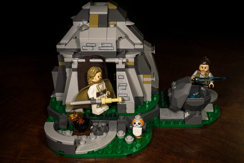  LEGO Star Wars: The Last Jedi Ahch-To Island Training