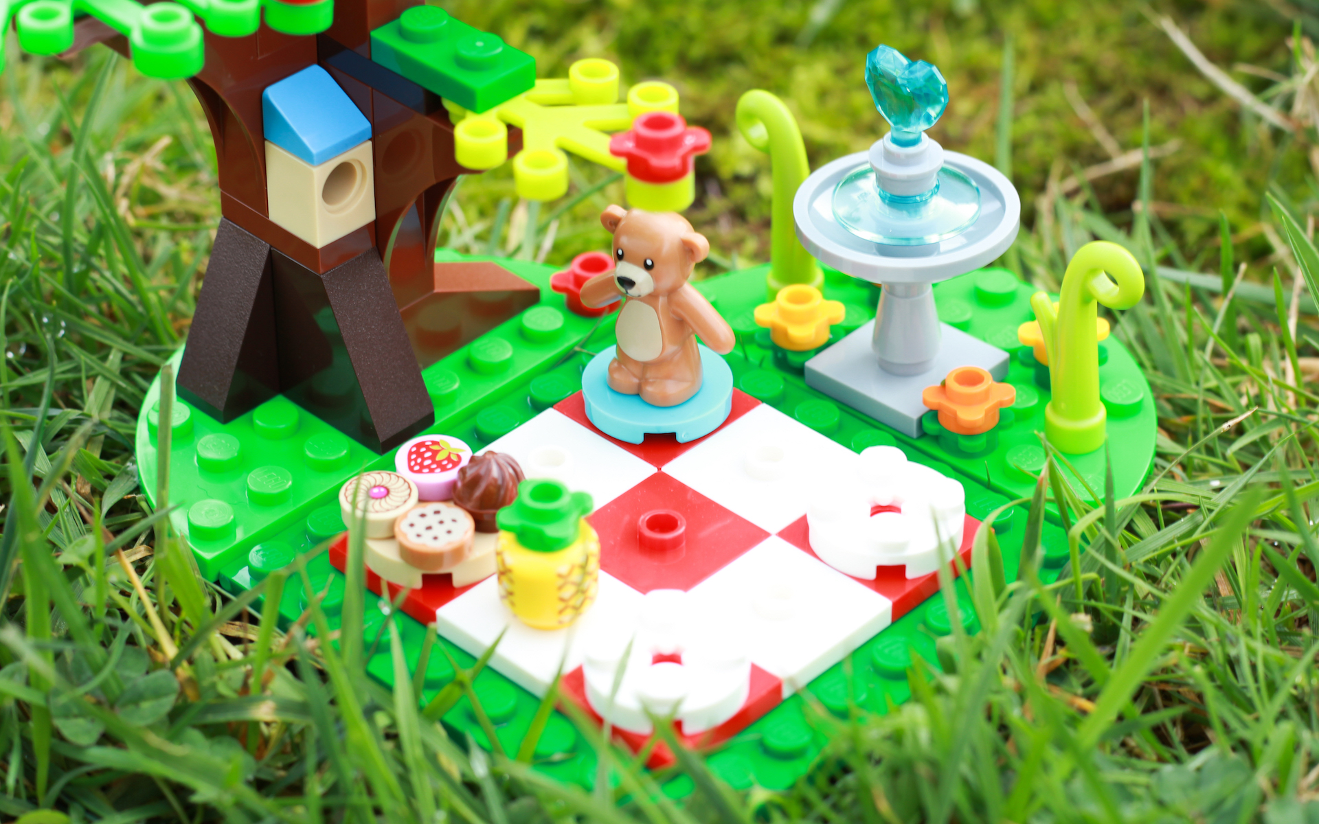 Lego discount valentine picnic