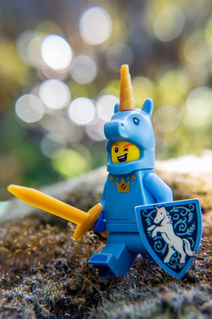 Series 18: Blue Unicorn Knight