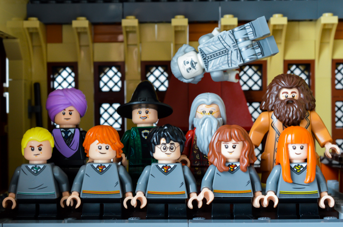 All 10 LEGO Great Hall figures