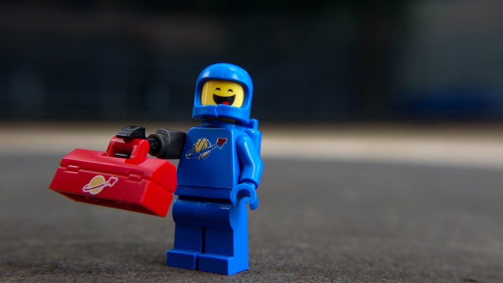 The LEGO Movie 2 Minifigure Review: Apocalypseburg Benny