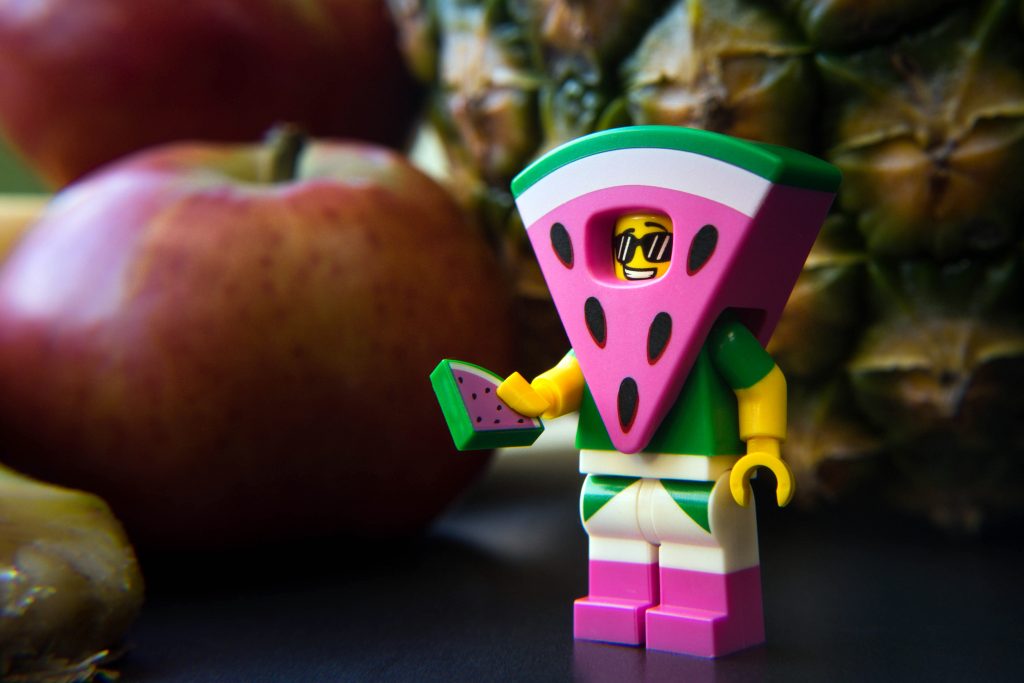 The LEGO Movie 2 Minifigure Review: Watermelon Suit Guy