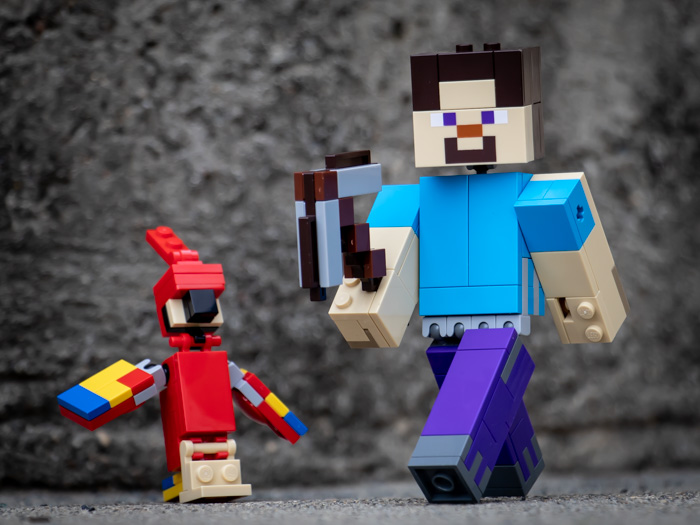 LEGO Minecraft BigFig Steve with parrot by @teddi_toyworld