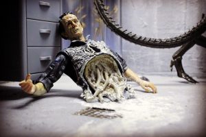 NECA Bishop figure ripped apart by Aliens xenomorph by Oliver Peterson @oliversees