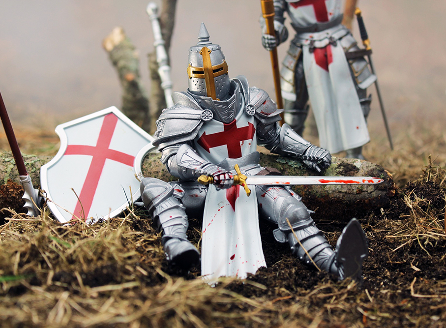 Mythic Legions Templar after battle – Toy Photographers