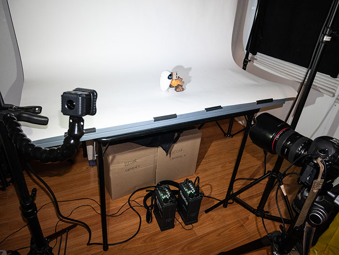 Behind the scenes showing the position of the Lume Cube, subject and camera.