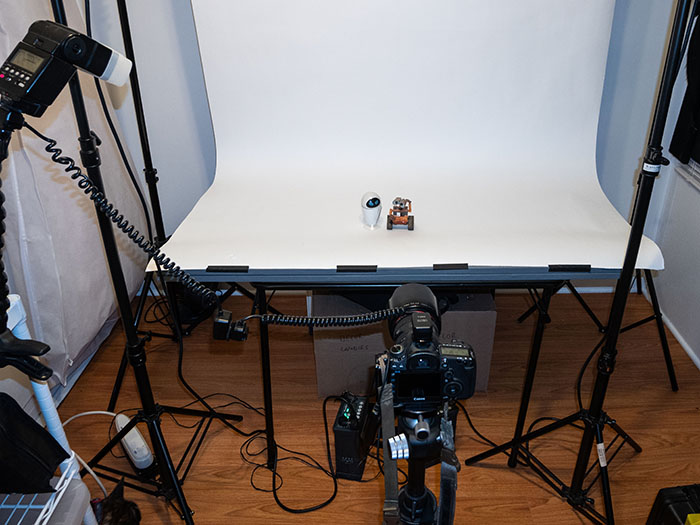 Behind the scenes, tabletop setup with single speedlight flash.