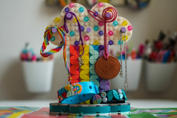 Lego dots jewelry discount stand