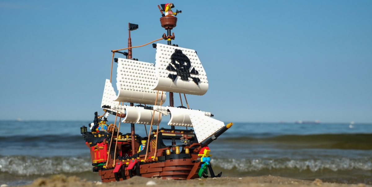 Lego store creator pirate