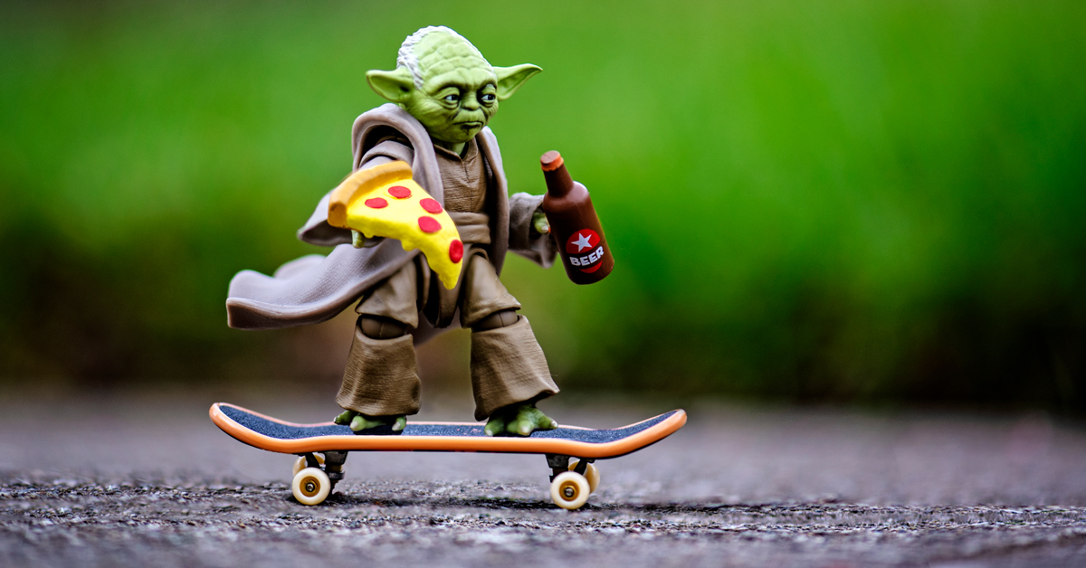 Skateboard. CATSCOVERS THETOYSTORE THETOYSTORE. Photographer Toys Actions. Toys to go.