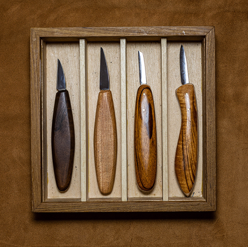 Pinewood Forge Harley and Joe Girtner woodcarving knives.