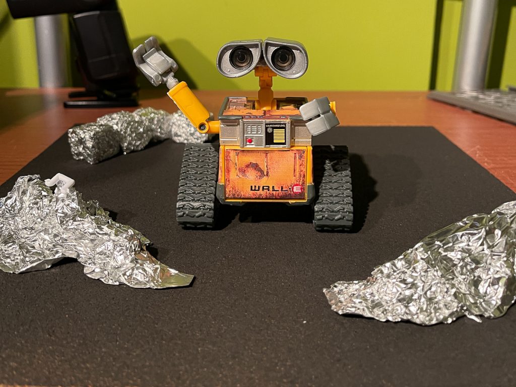 Pixar Spotlight Series Wall-E Figure – Mattel Creations