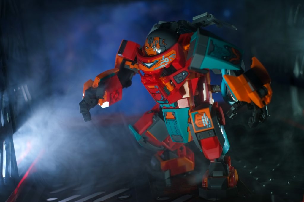 LEGO Sakaarian Iron Man mech