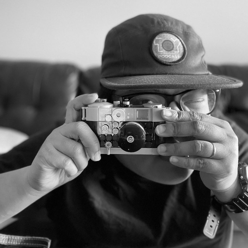 Lego vintage camera on Craiyon