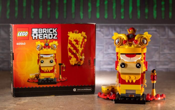 LEGO Brickheadz Lion Dance Guy with box