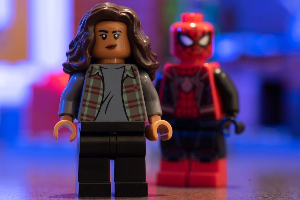 Review LEGO Spider-Man 2021 No Way Home : zoom sur les minifigs