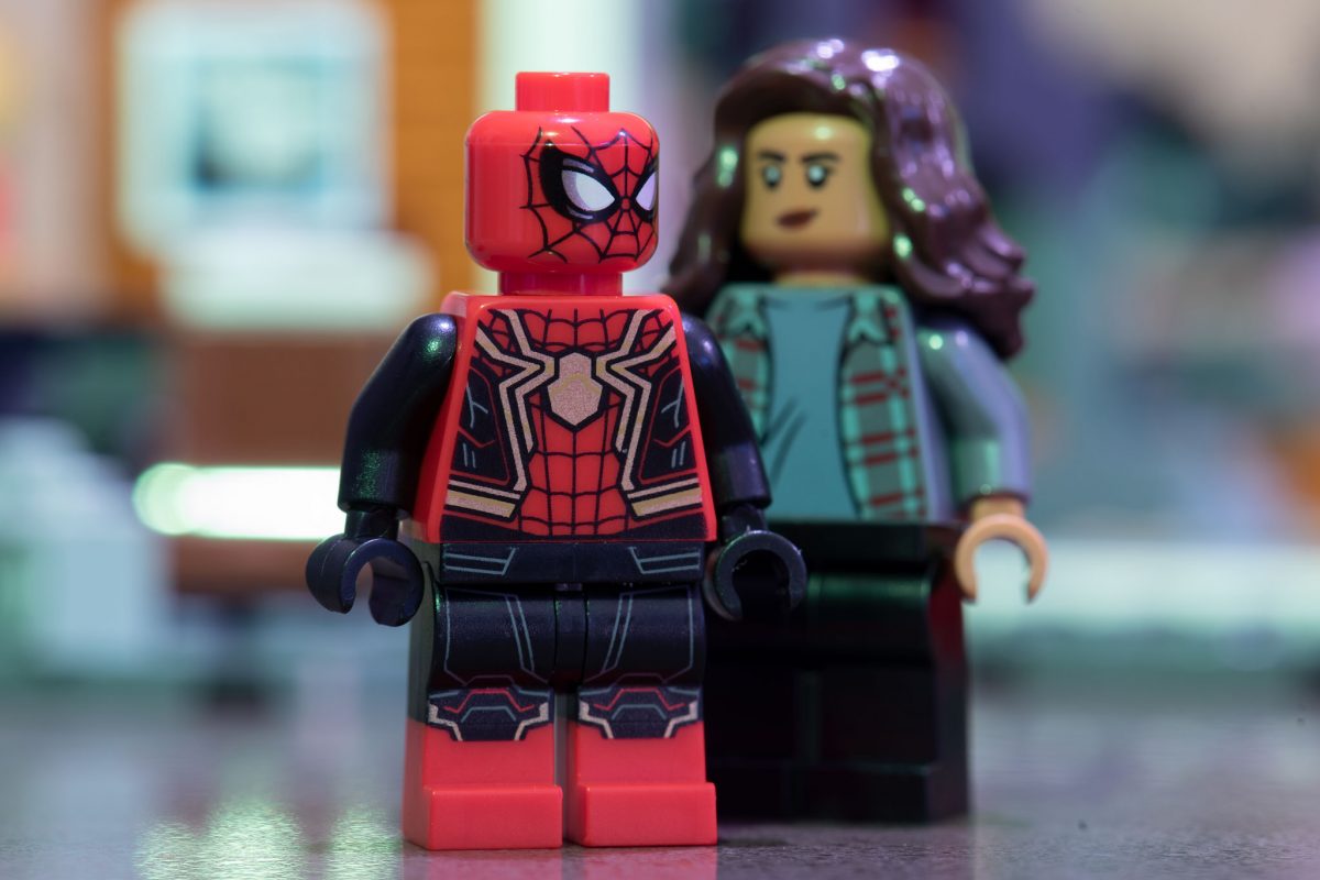 LEGO 76185 Spider-Man at the Sanctum Workshop Review