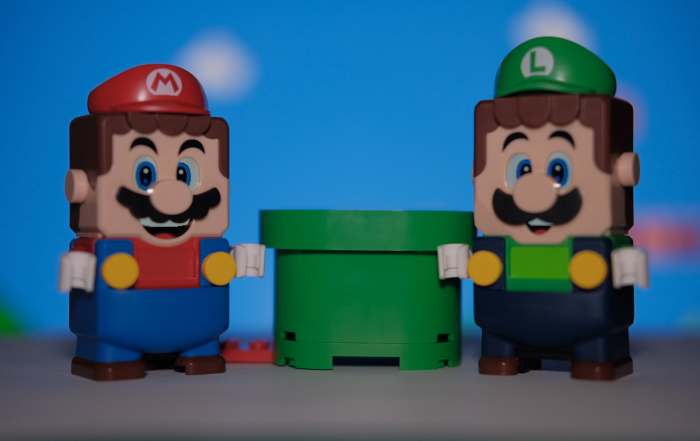 Mario And Luigi Starter Sets- the perry lego adventures