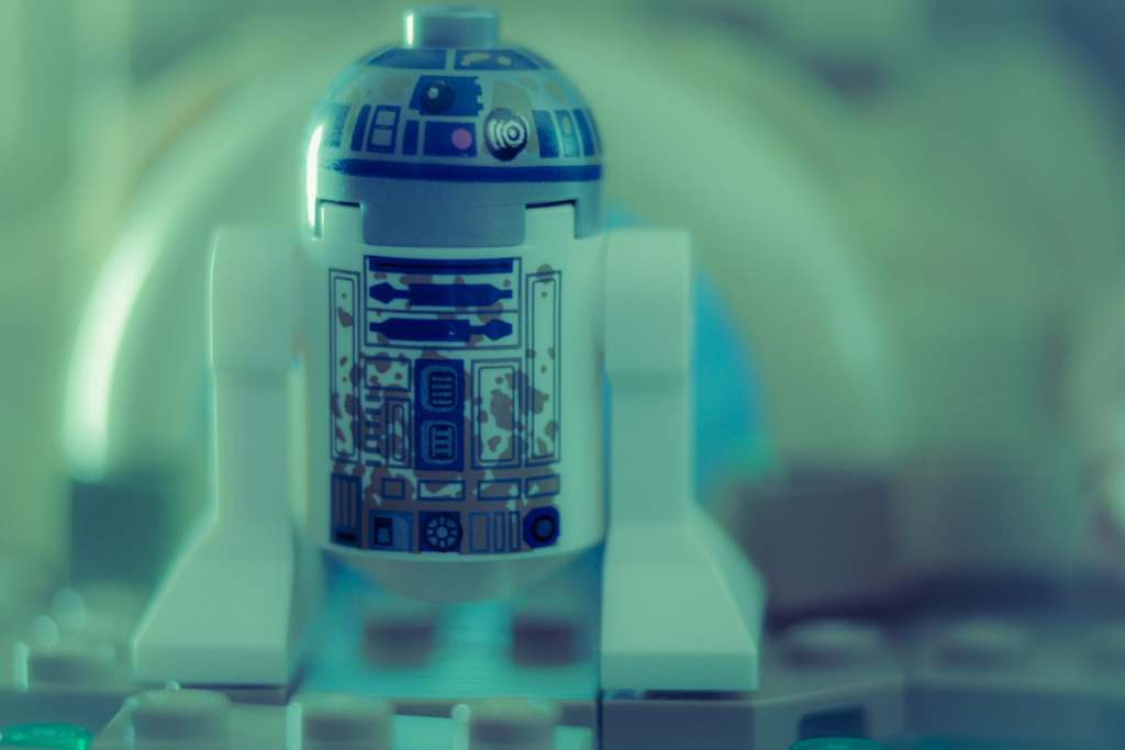 LEGO R2D2 figure.