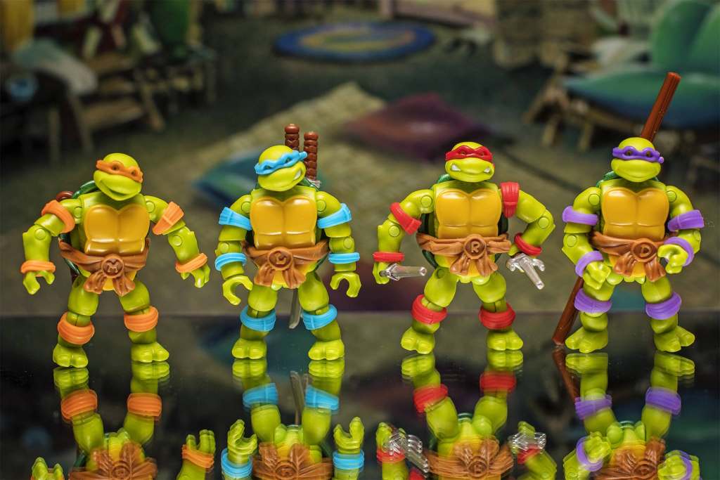 4-Piece Lot TMNT Teenage Mutant Ninja Turtles Action Figures