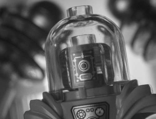 Humming, a toy photography journey through the noir mood