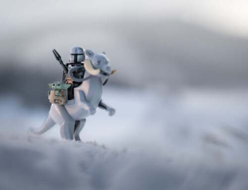 Photographing toys in real snow
