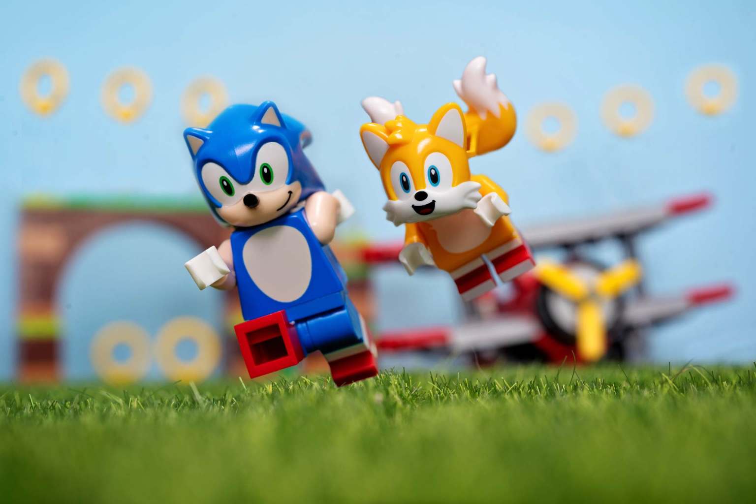 LEGO-sonic-tails-minifigure-2023 - Toy Photographers