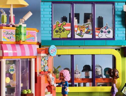 LEGO Friends Comic Book and Games Store Set (42674) review