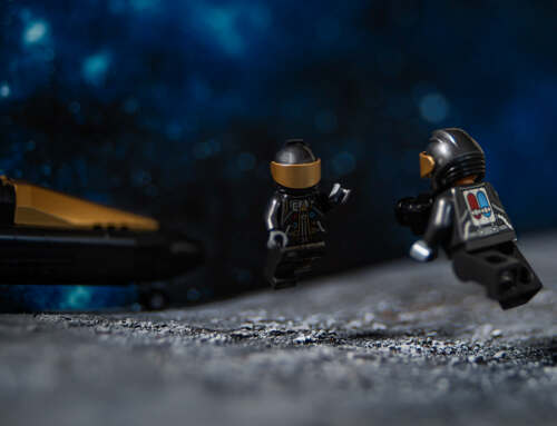 Review: Over the Moon, LEGO set #10391