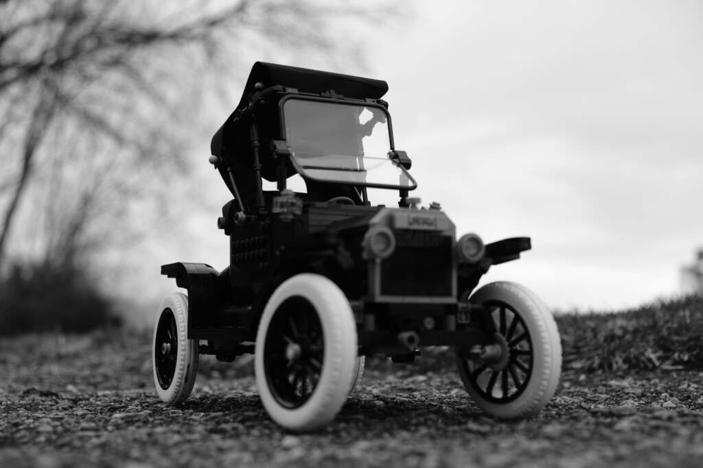 Lego ford model t - the perry adventures